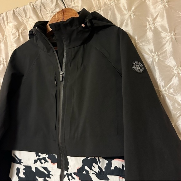 Sweaty Betty Pro Light Recco Ski Jacket Shell Coat Black White - Picture 2 of 15